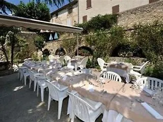 Hotel Logis Restaurant Les Geraniums Le Barroux